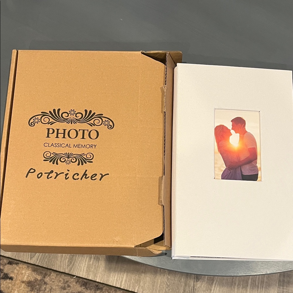 White Photo Album - Classic Memory